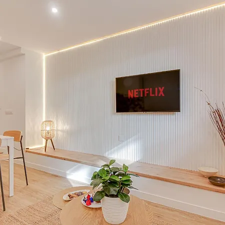 Appartamento Diseno Con Garaje Gratis By Theblueapartments Com La Coruña