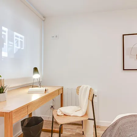 Diseno Con Garaje Gratis By Theblueapartments Com Apartment A Coruna