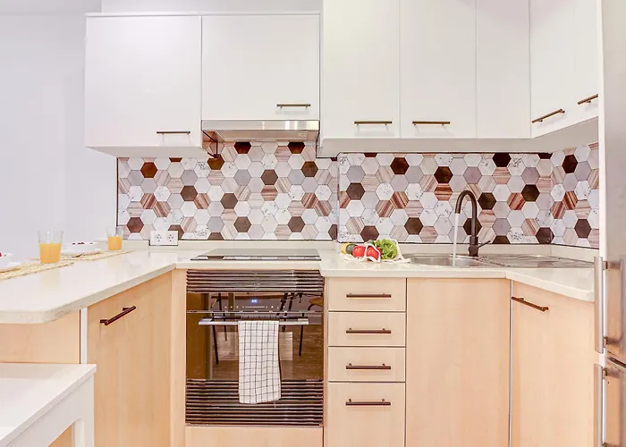 Diseno Con Garaje Gratis By Theblueapartments Com アパート ア・コルーニャ