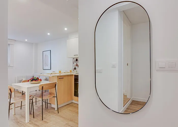 Diseno Con Garaje Gratis By Theblueapartments Com アパート *